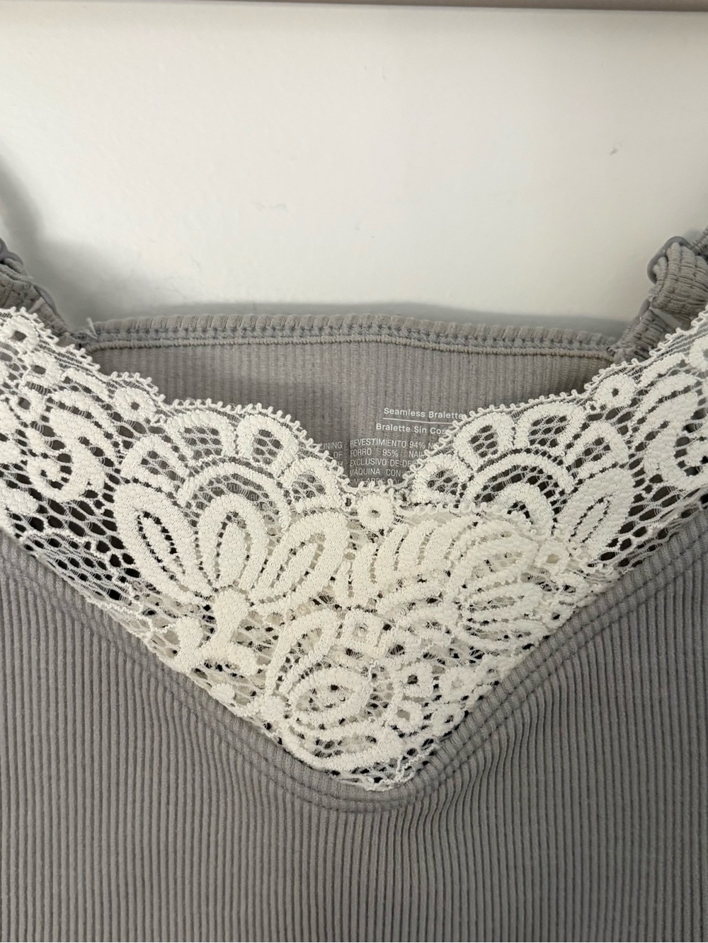 Cute Bralette Bundle (3) - Auden, Colsie, & Lace Triangle Bralette- Size Lg - Picture 4 of 15